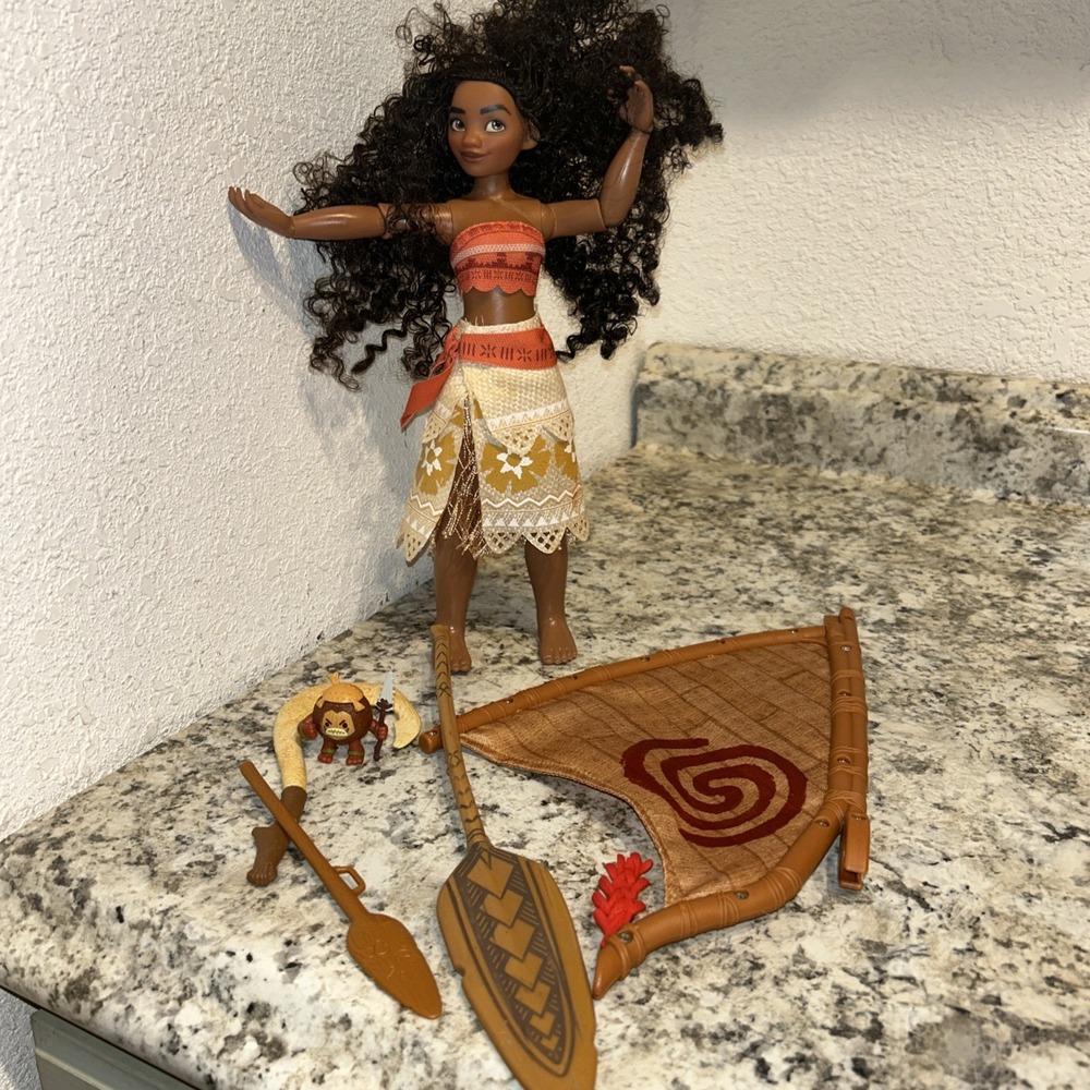 Disney Store Deluxe Princess "MOANA" Classic‎ Toy Doll Action Figure 11" D2